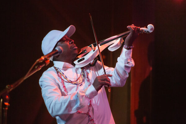 5F4A9603-Cecile-Auregan-et-Son-Con-Cuero-par-Christophe-Guary 5F4A9603-Cecile-Auregan-et-Son-Con-Cuero-par-Christophe-Guary