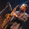 le saxophoniste James Brandon Lewis