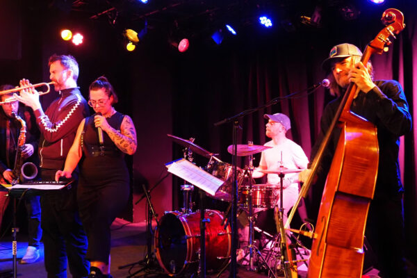 fpoitoupumpkinjubenefaybee-pannonica-110226@unoeilaucarre0019